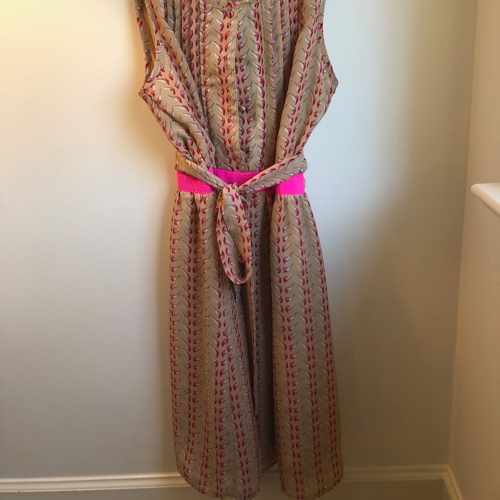 Patterned Dress - Picture 2 of 4
